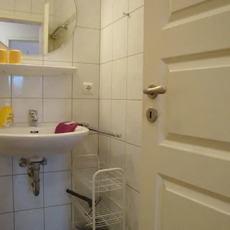 Haus Tante Clara Seglerkoje, Whg 6, Kukshörner Weg 8a Apartment Dangast