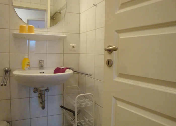Haus Tante Clara Seglerkoje, Whg 6, Kukshoerner Weg 8a Appartement Dangast