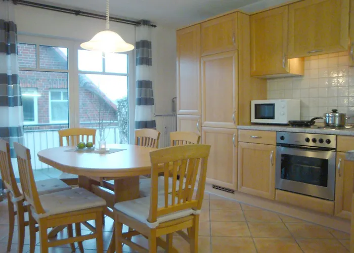 Appartement Haus Tante Clara Seglerkoje, Whg 6, Kukshoerner Weg 8a *